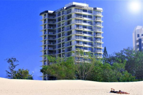 Seacrest Apartments, Surfers Paradise